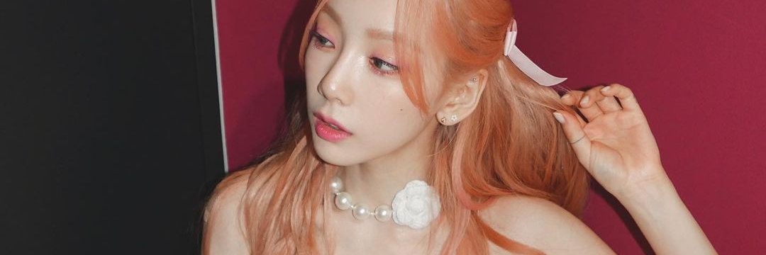 viianvy's profile banner image