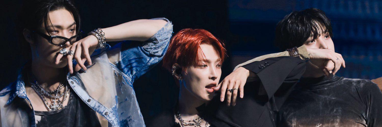 🎭★'s banner