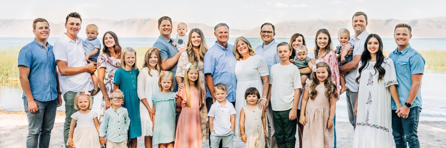 kbcarlson3's profile banner image