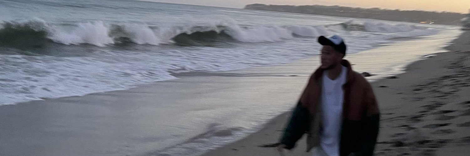 QueenManiC_'s profile banner image