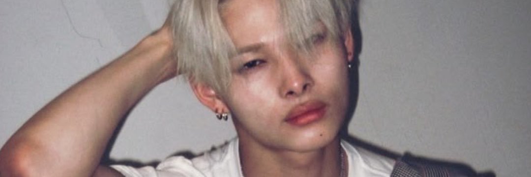 4exxe3's profile banner image