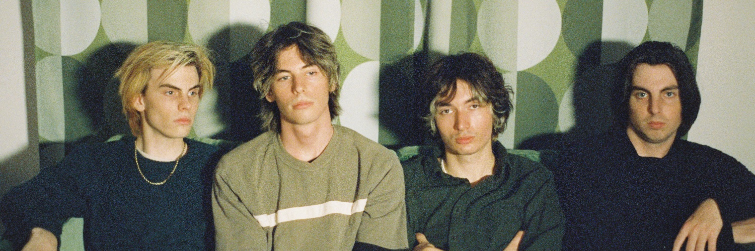 Daphne's Couch banner