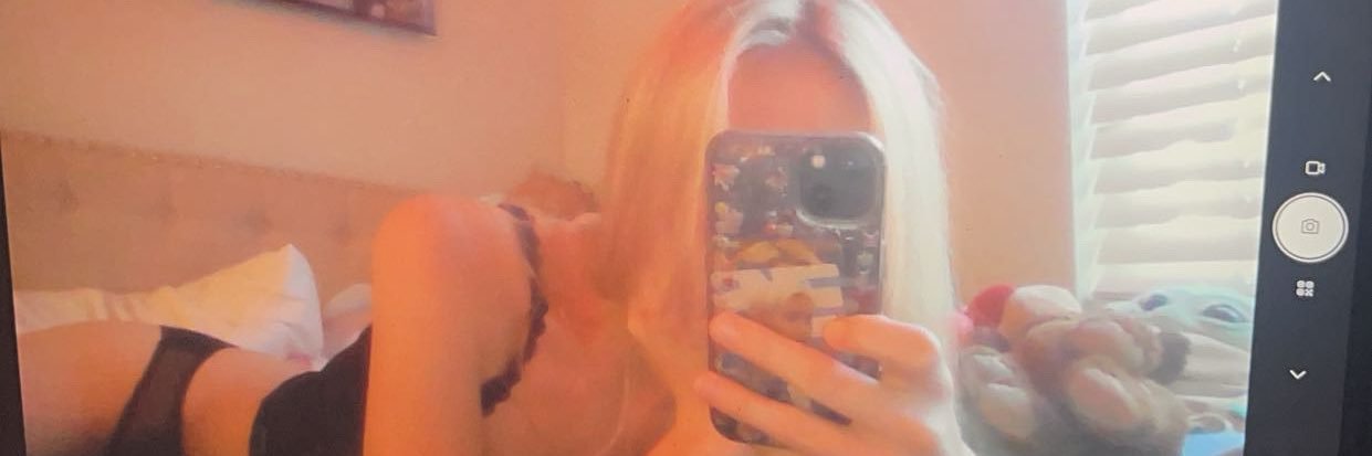 EmilyTh52646940's profile banner image