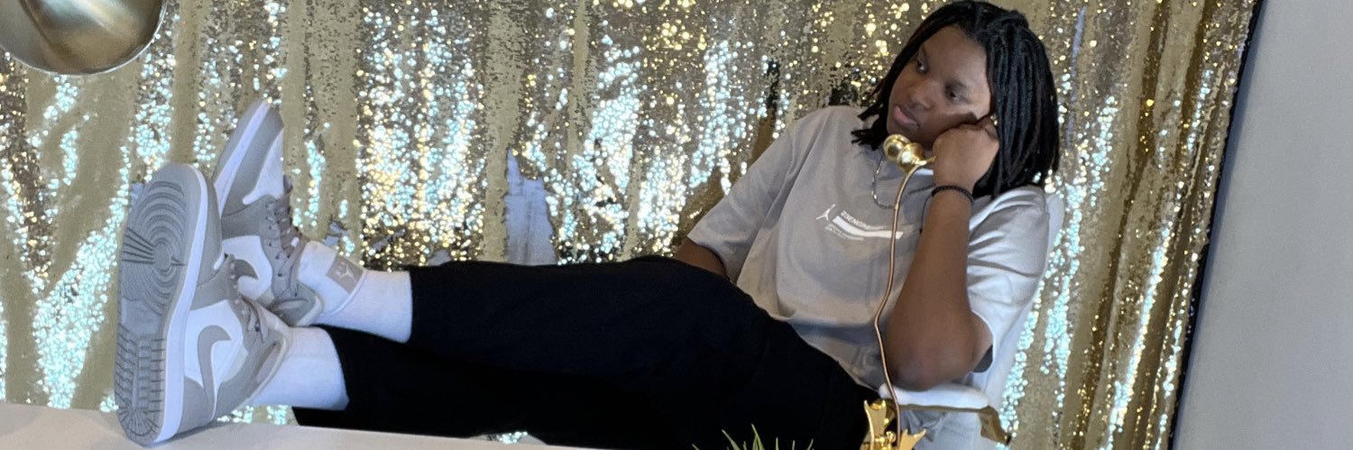 Alexis Warren banner