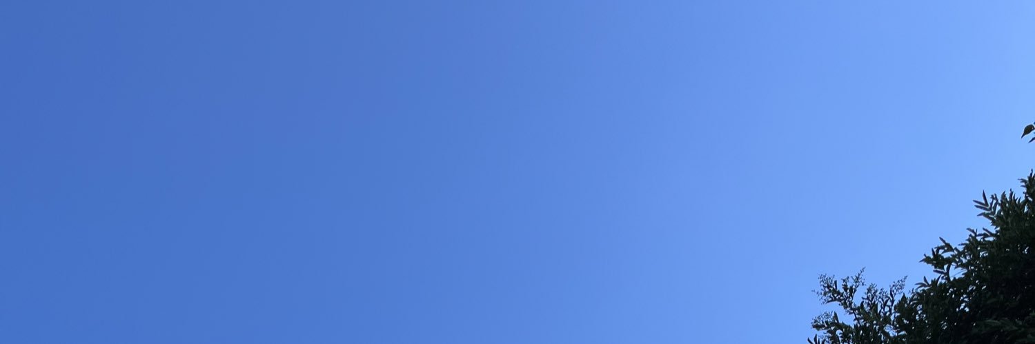 angie_ym's profile banner image