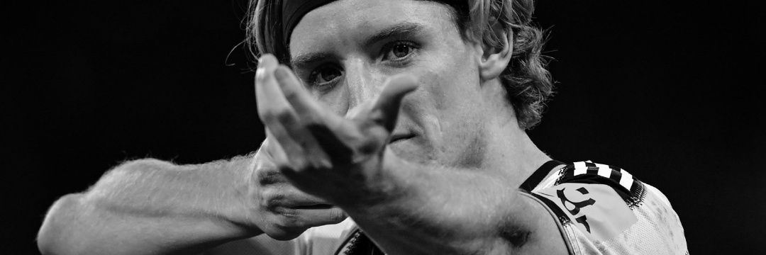 Black&whiteArmy banner