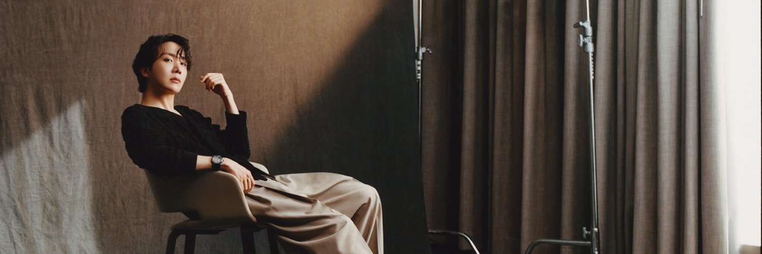 accnase's profile banner image