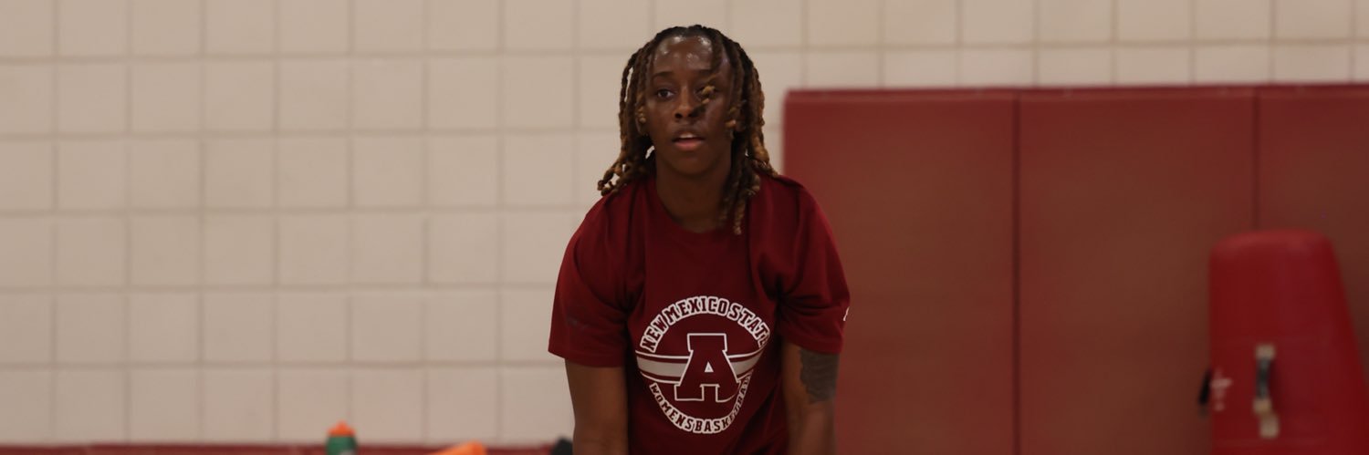 DeAvion Wilson banner