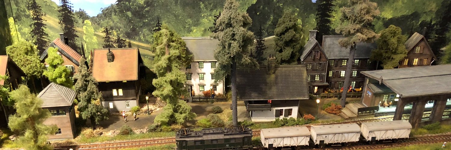 rosenbahn's profile banner image