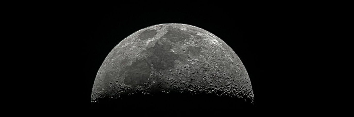 cvickyx's profile banner image