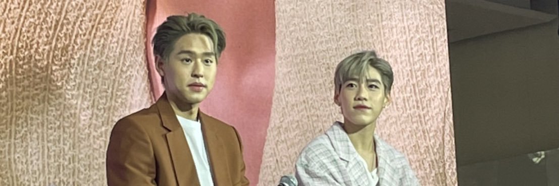 w.m banner