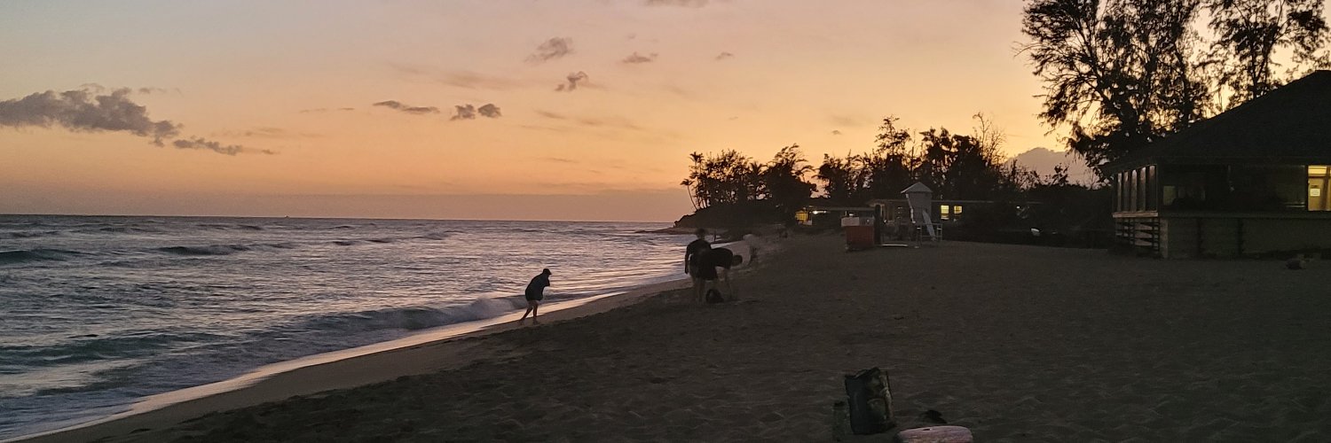 iluvwrting's profile banner image