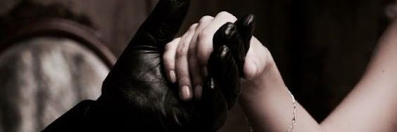 ♡ 𝑯𝒐𝒏𝒆𝒚 𝑽𝒊𝒙𝒆𝒏 ♡ banner