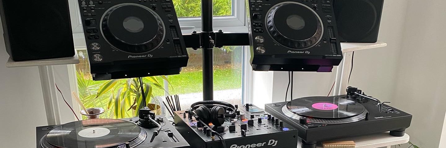 james_daff's profile banner image