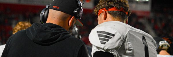 c_james_11 Profile Banner