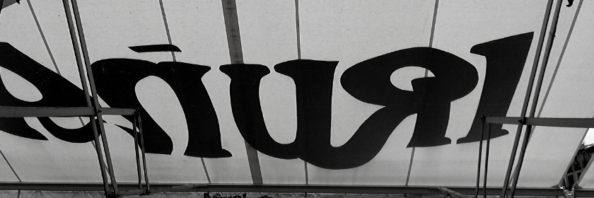 Café Iruña banner