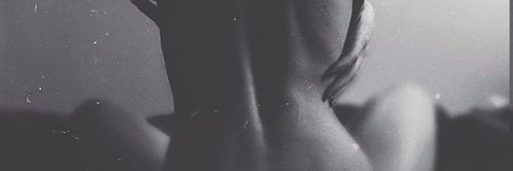 Laura60907121's profile banner image