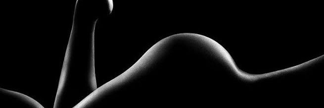 G banner