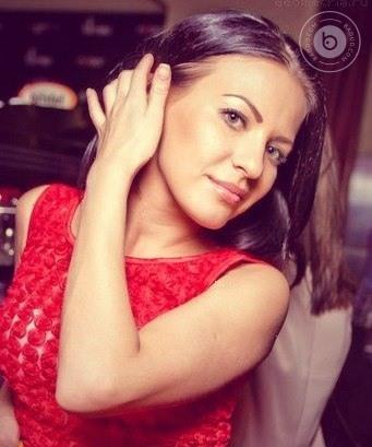 Laura47312505's profile banner image