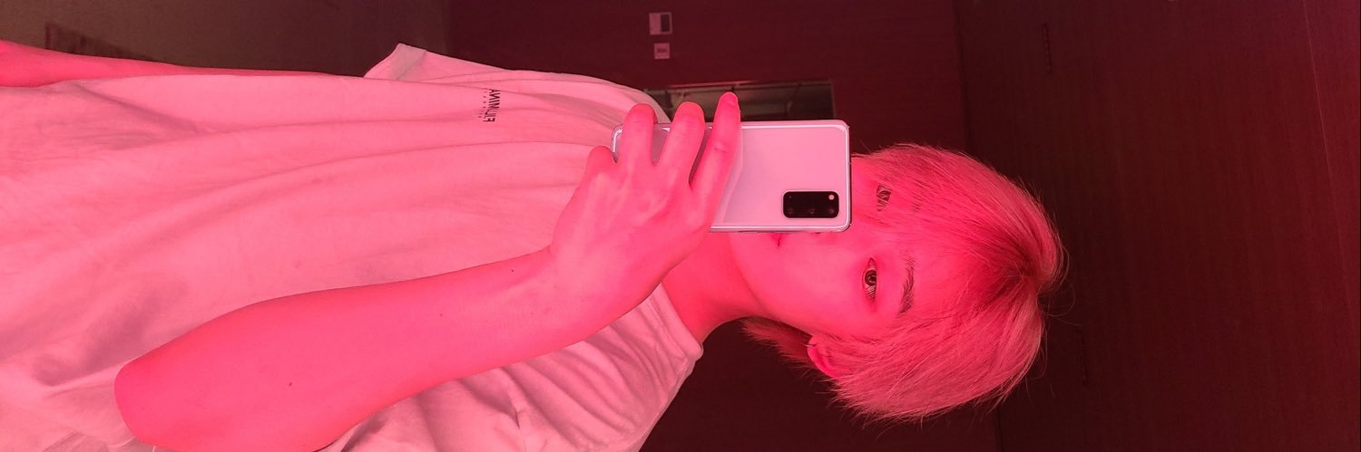 rosesunoo's profile banner image