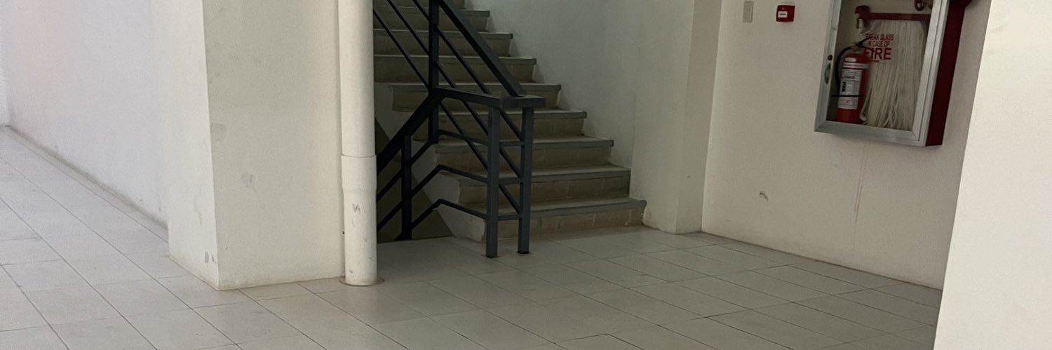 qleks_'s profile banner image