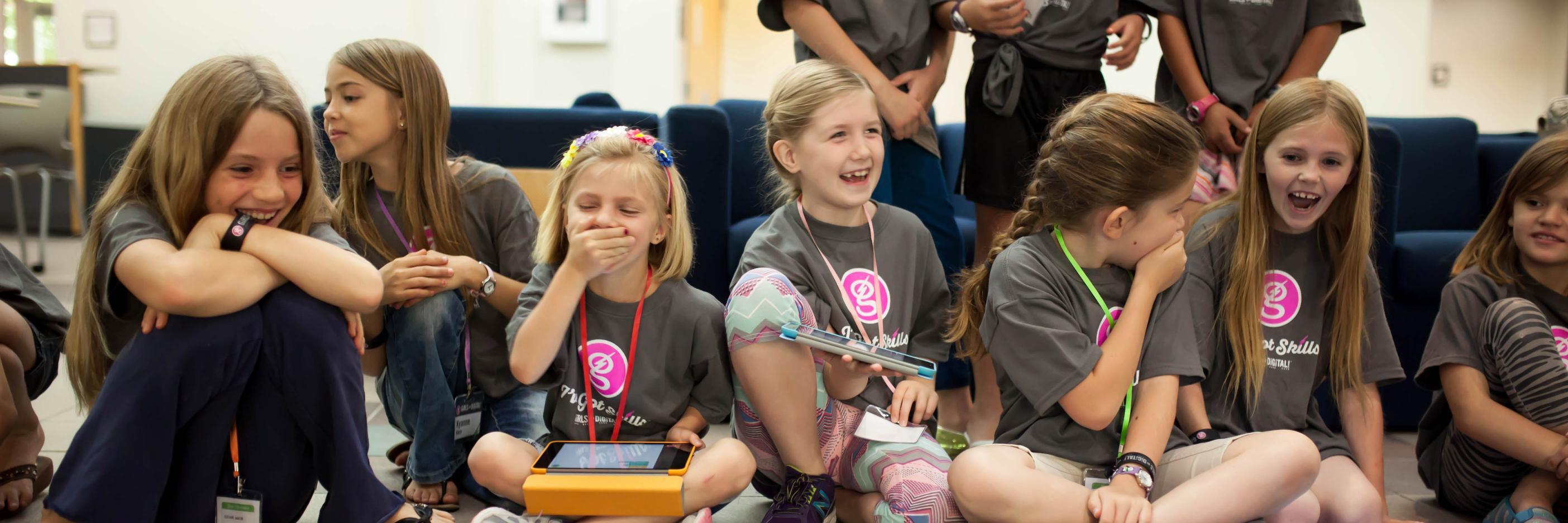 Girls Go Digital banner