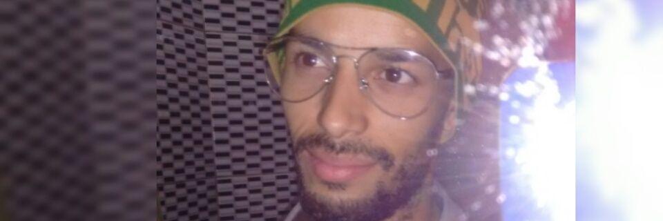 papapis's profile banner image