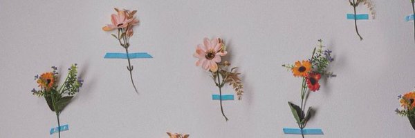 CreativeEsha_ Profile Banner
