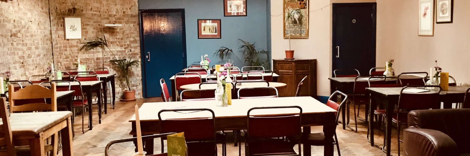 LeconfieldPub's profile banner image