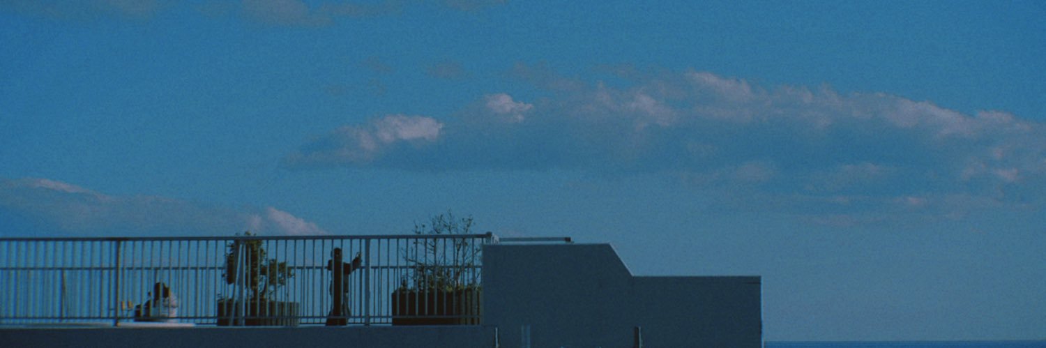 秘密 banner