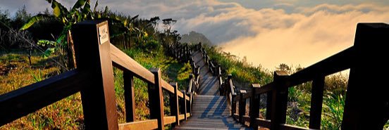 MrLowePro's profile banner image