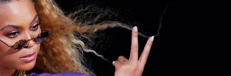 B WORLD 💫 banner