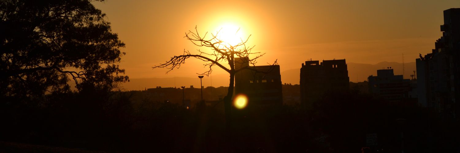 camileivaok's profile banner image