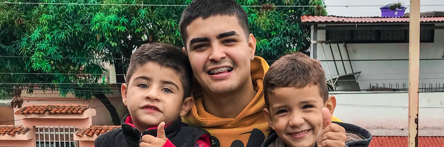 alebravoxx's profile banner image