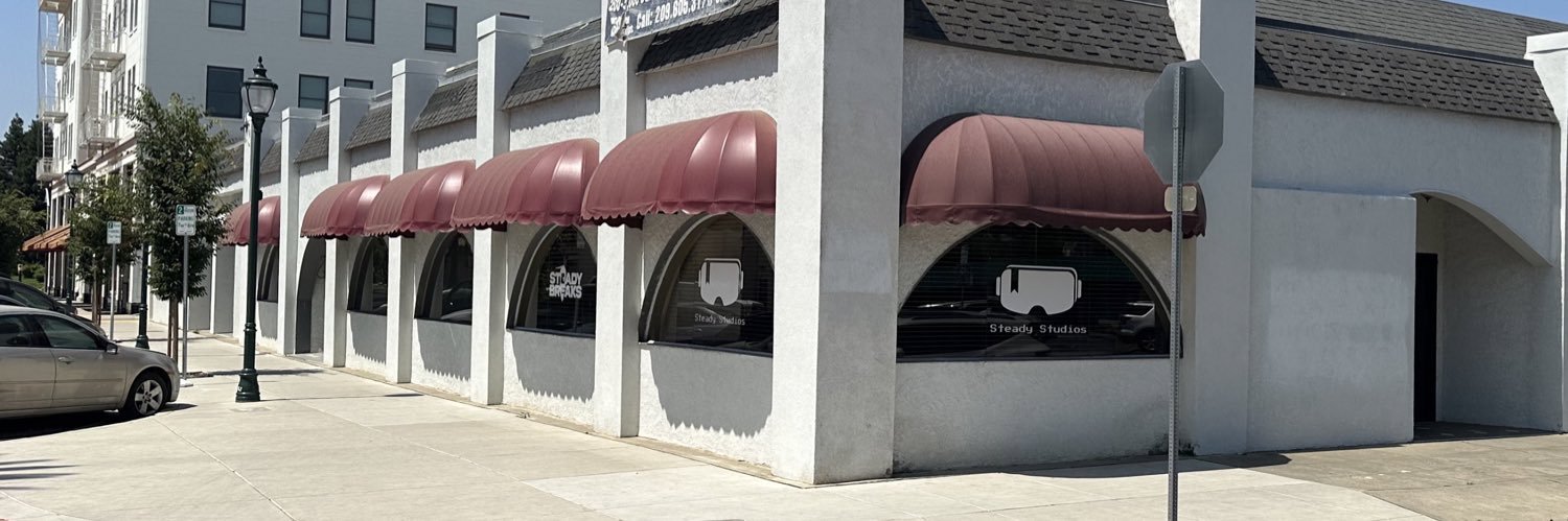 Domingo Flores banner