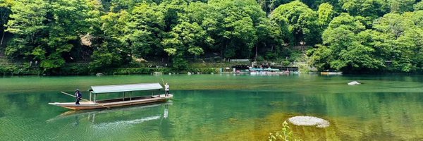 flyq_crypto Profile Banner