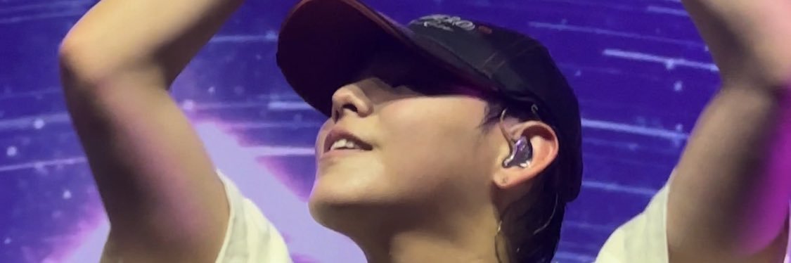 ray_besty's profile banner image