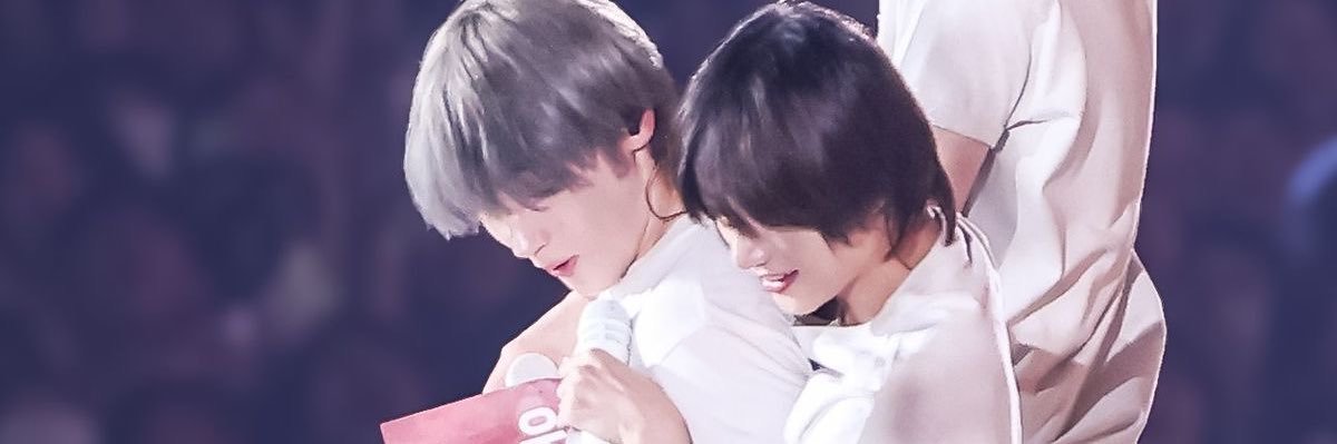 지아나:)🐧💜 banner
