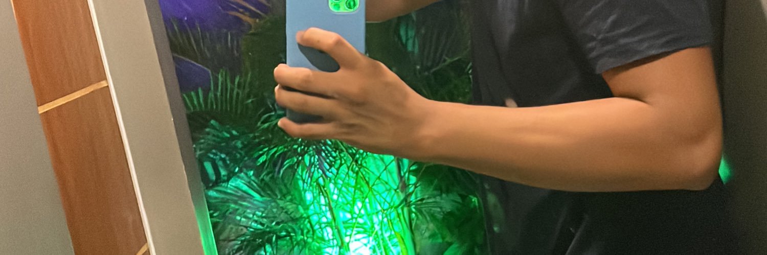 earuann's profile banner image