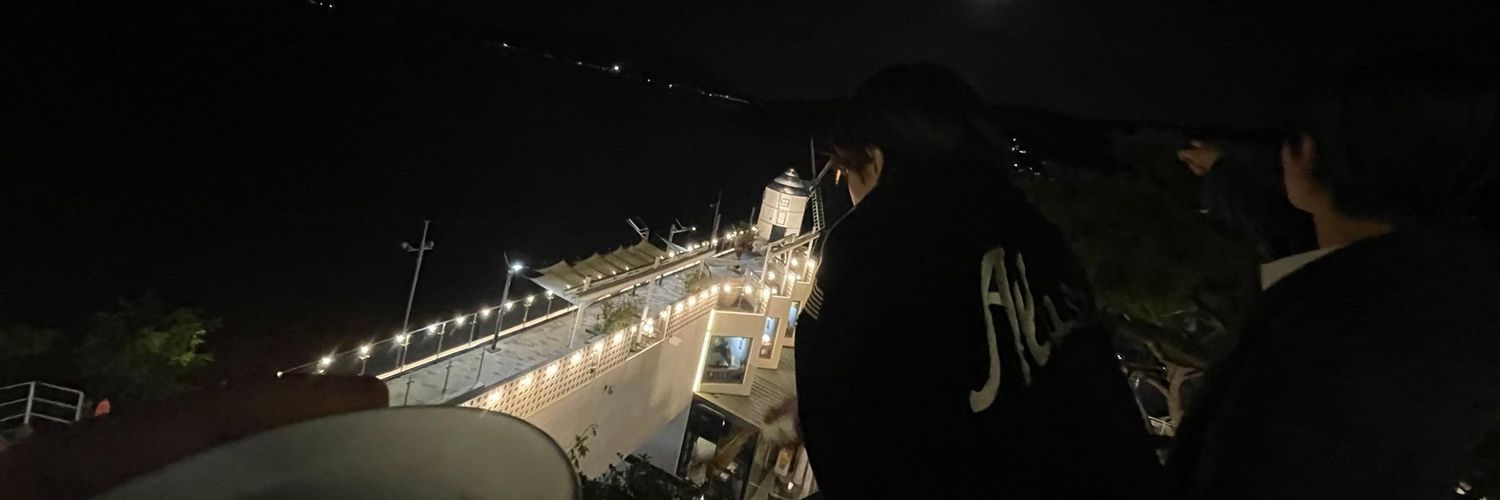 qexn_'s profile banner image