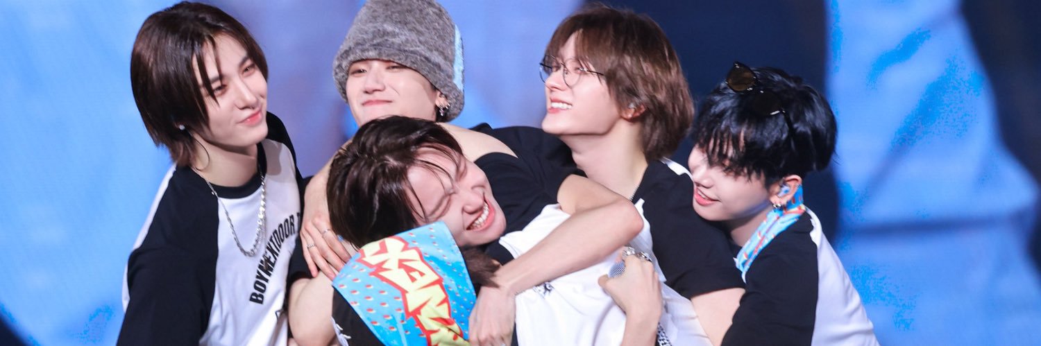 e_e7t's profile banner image