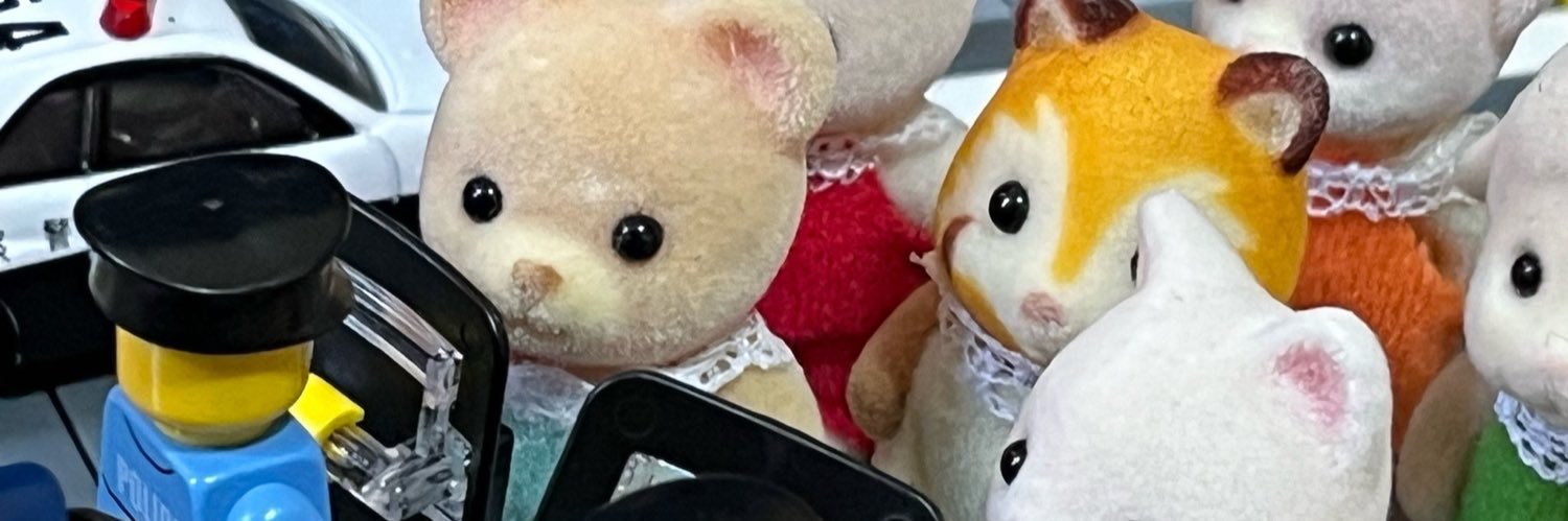 rnqqh's profile banner image