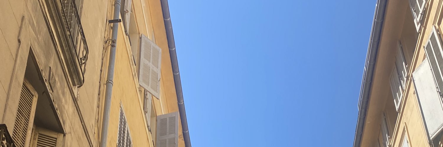 Clo banner