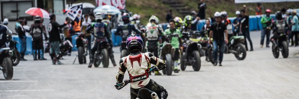 KG4d2 Profile Banner