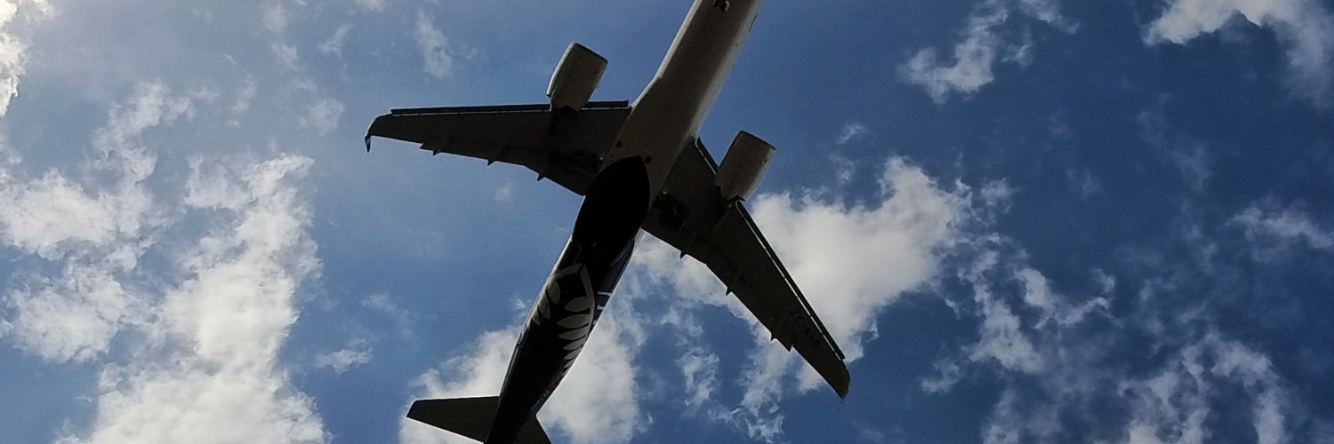 NSFW accounts should piss off. banner