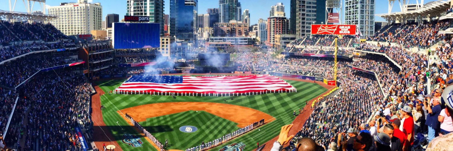 chrissycamp512's profile banner image