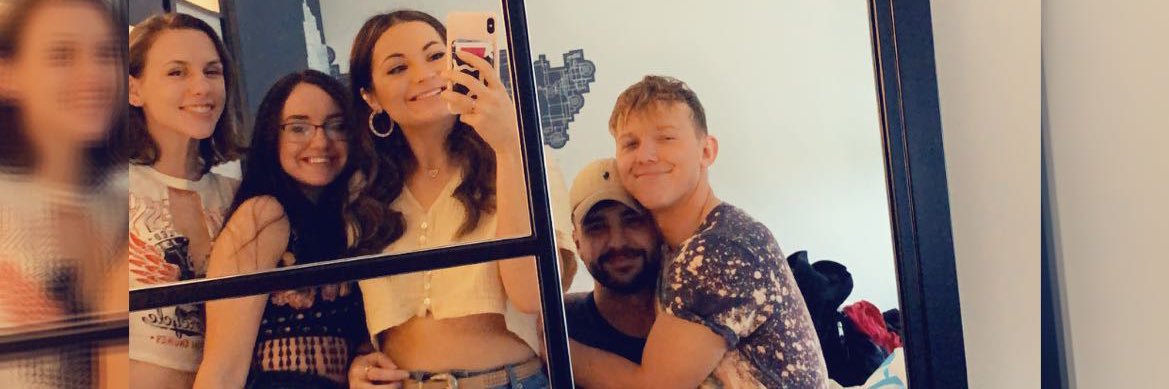 nickb2z's profile banner image