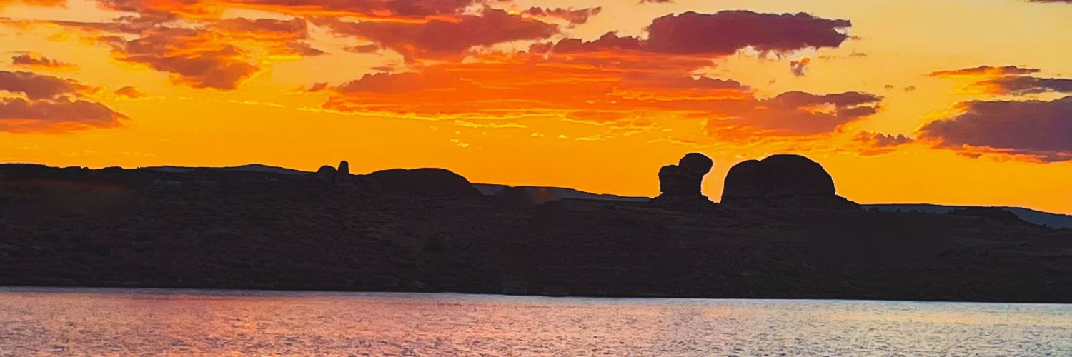 colinlewis's profile banner image