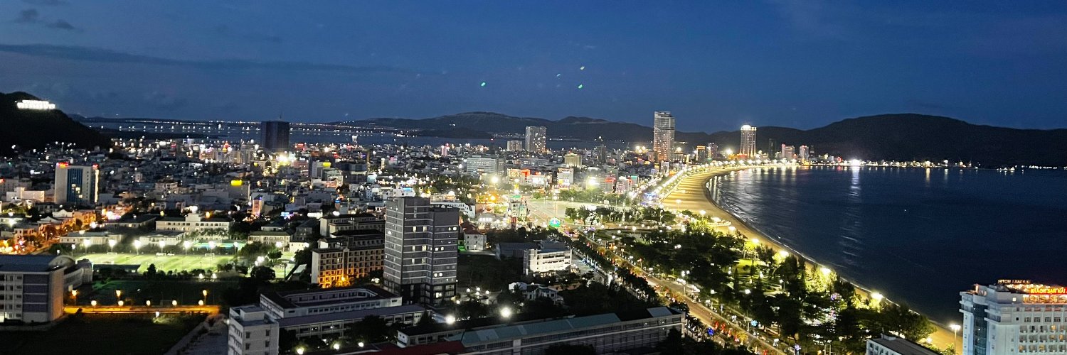 Hưng Hùng Hục banner