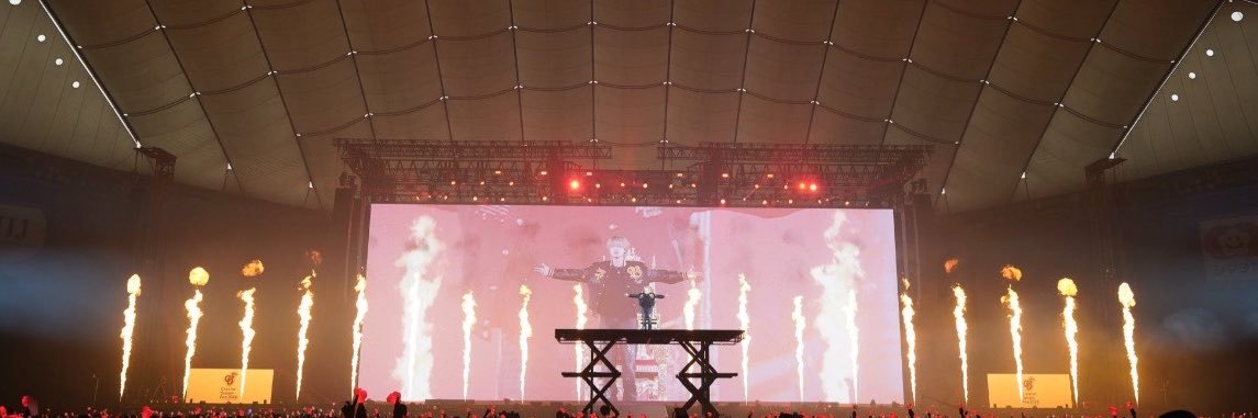 xchi_u's profile banner image